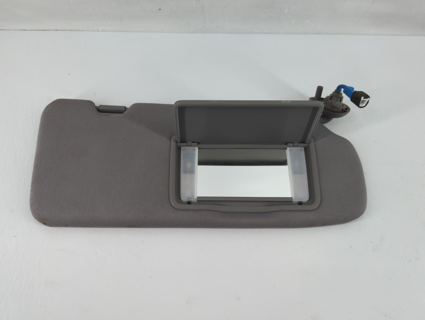 2017-2019 Honda Cr-V Sun Visor Shade Replacement Passenger Right Mirror Fits Fits 2017 2018 2019 OEM Used Auto Parts - Oemus