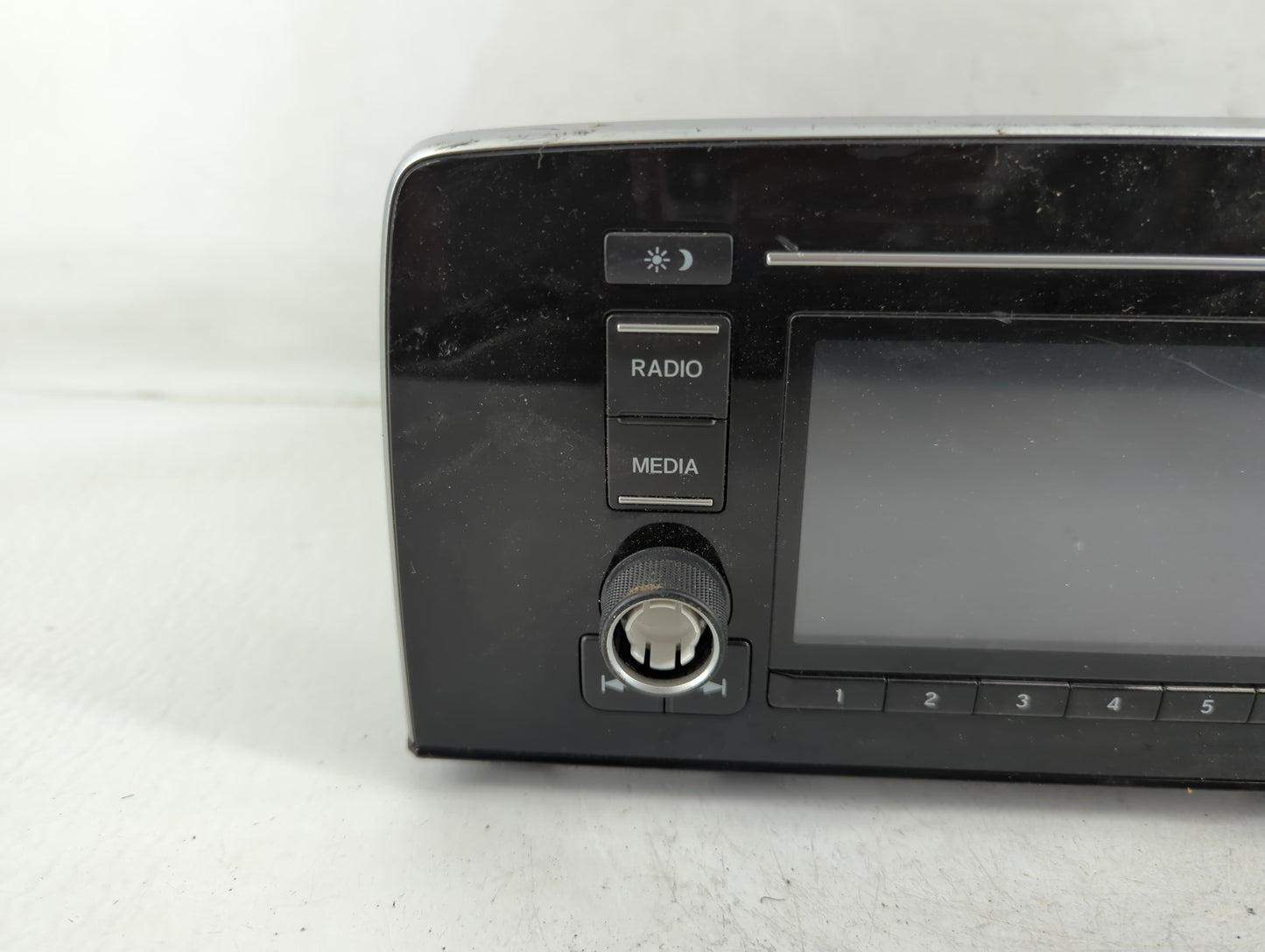 2018-2021 Honda Cr-V Radio AM FM Cd Player Receiver Replacement P/N:39100-TLA-A210-M1 Fits Fits 2018 2019 2020 2021 OEM Used