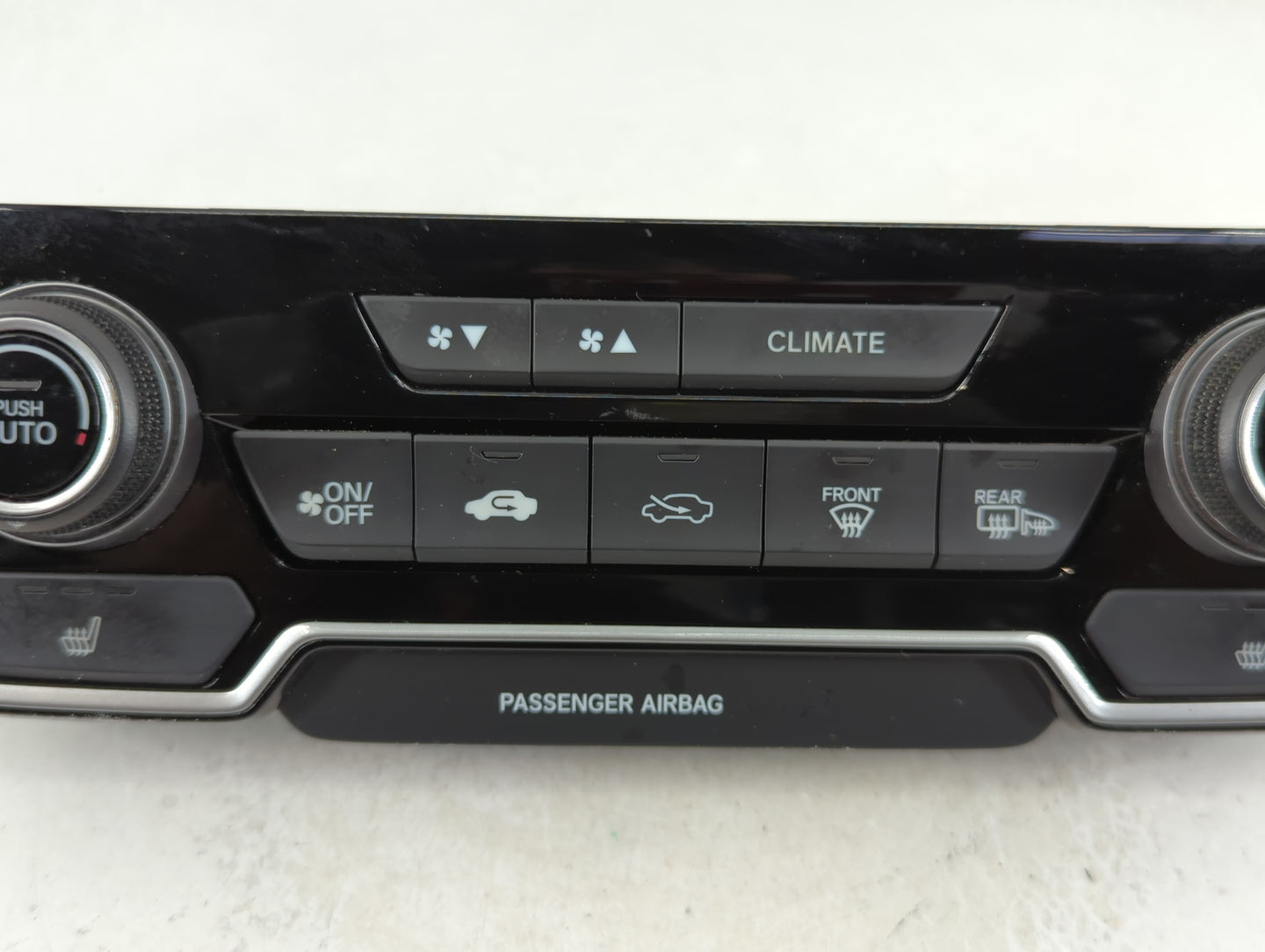 2017-2022 Honda Cr-V Climate Control Module Temperature AC/Heater Replacement P/N:35217232947 Fits OEM Used Auto Parts - Oem