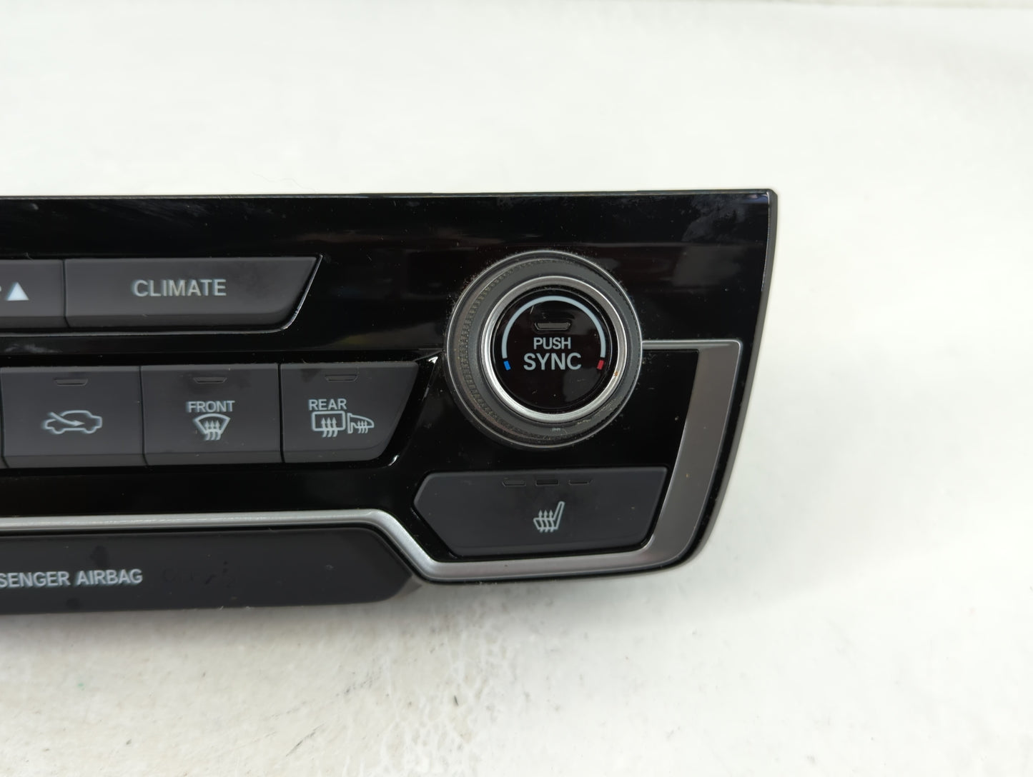 2017-2022 Honda Cr-V Climate Control Module Temperature AC/Heater Replacement P/N:35217232947 Fits OEM Used Auto Parts - Oem