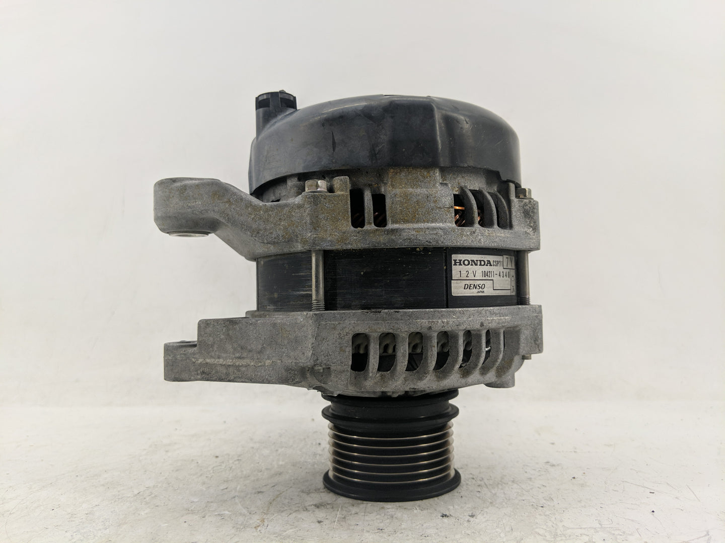 2020-2022 Honda Cr-V Alternator Replacement Generator Charging Assembly Engine OEM P/N:104211-4340 Fits OEM Used Auto Parts 