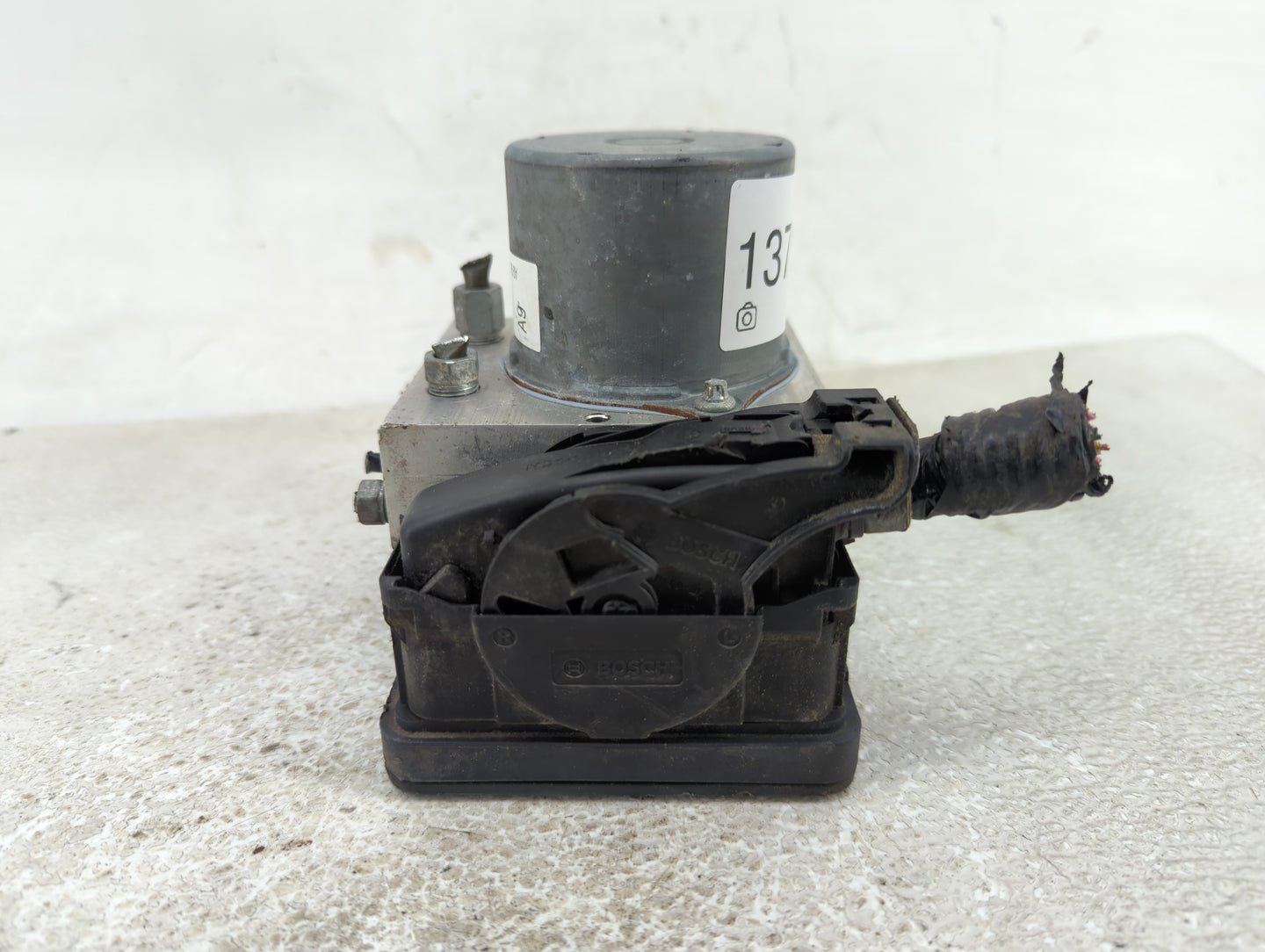 2017-2019 Honda Cr-V ABS Pump Control Module Replacement P/N:57110-TLA-A960-M1 Fits Fits 2017 2018 2019 OEM Used Auto Parts 