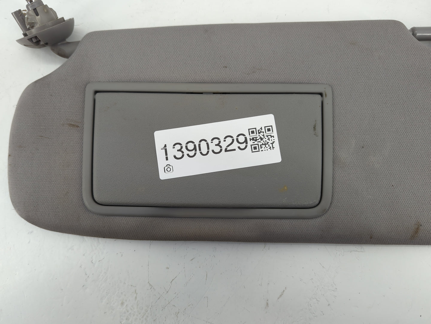 2017-2019 Honda Cr-V Sun Visor Shade Replacement Driver Left Mirror Fits Fits 2017 2018 2019 OEM Used Auto Parts - Oemusedau