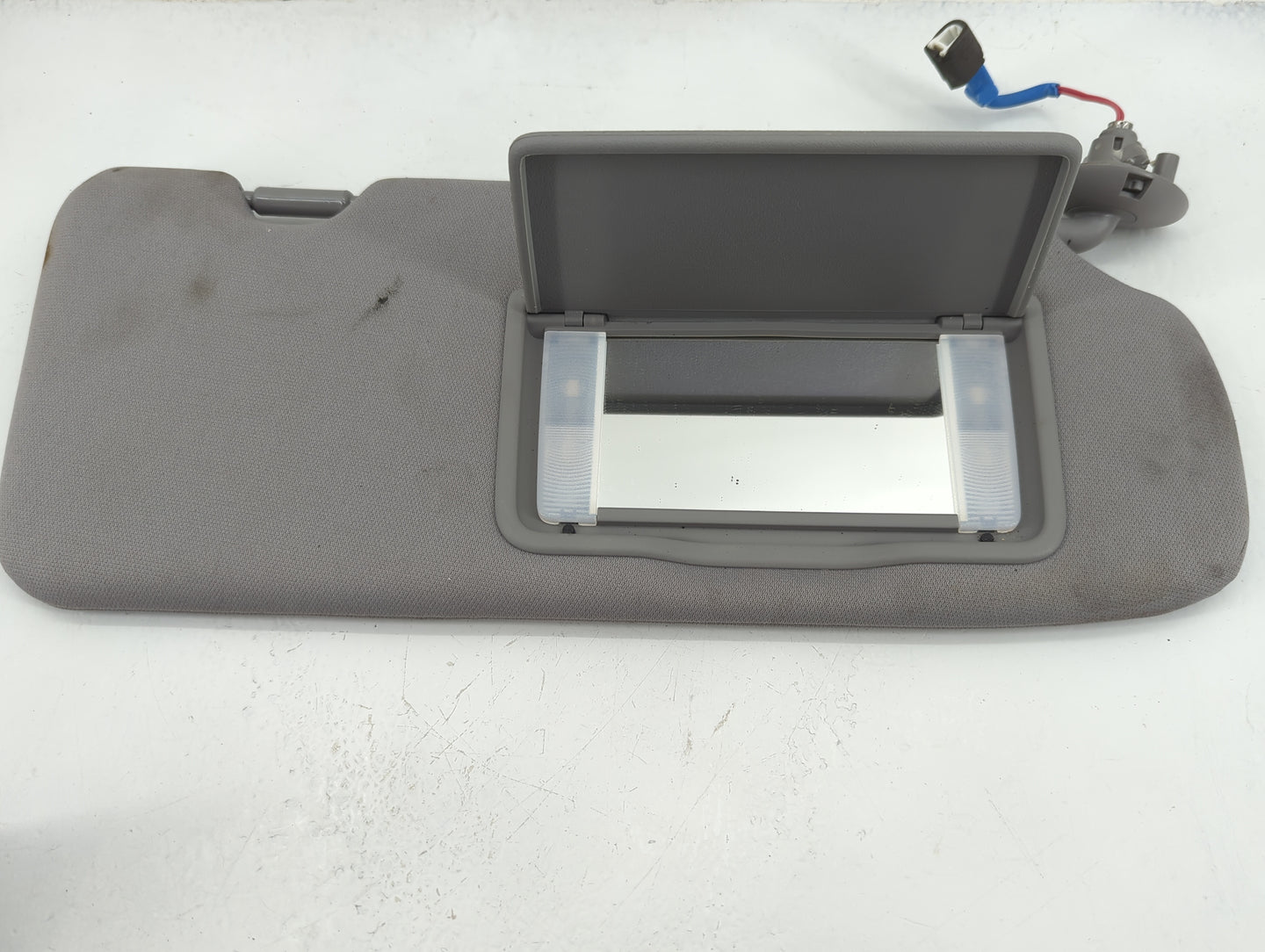 2017-2019 Honda Cr-V Sun Visor Shade Replacement Passenger Right Mirror Fits Fits 2017 2018 2019 OEM Used Auto Parts - Oemus