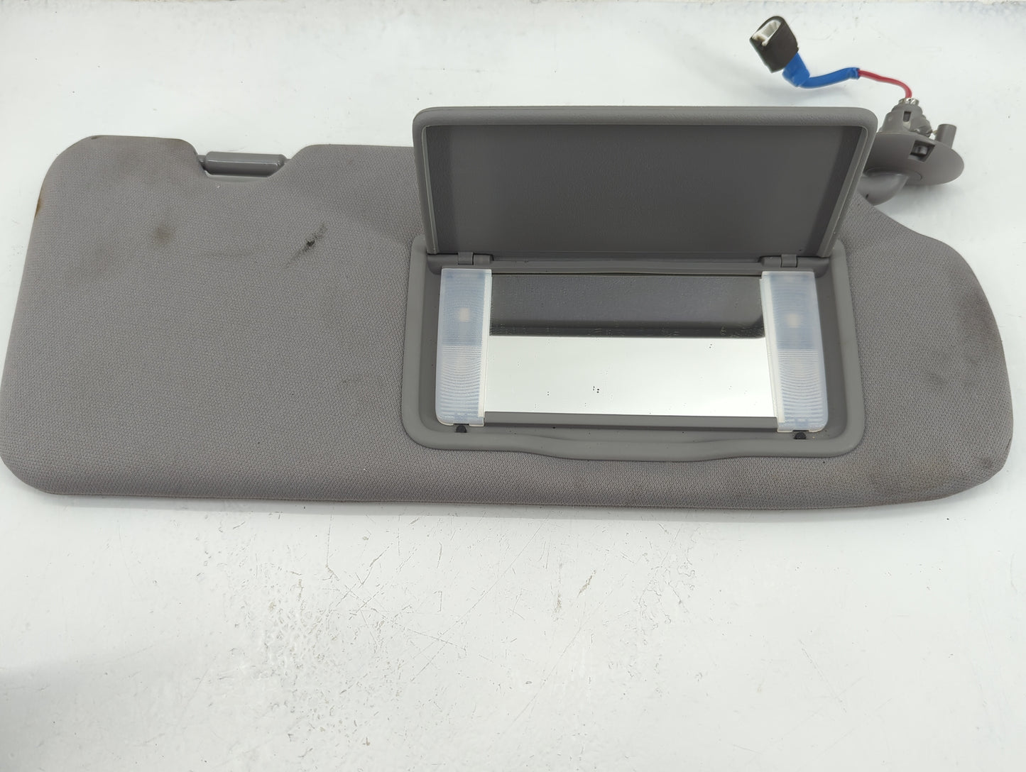 2017-2019 Honda Cr-V Sun Visor Shade Replacement Passenger Right Mirror Fits Fits 2017 2018 2019 OEM Used Auto Parts - Oemus