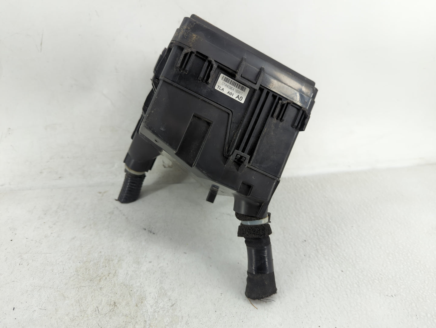2017-2022 Honda Cr-V Fusebox Fuse Box Panel Relay Module P/N:TLA A01 A0 Fits Fits 2017 2018 2019 2020 2021 2022 OEM Used Aut