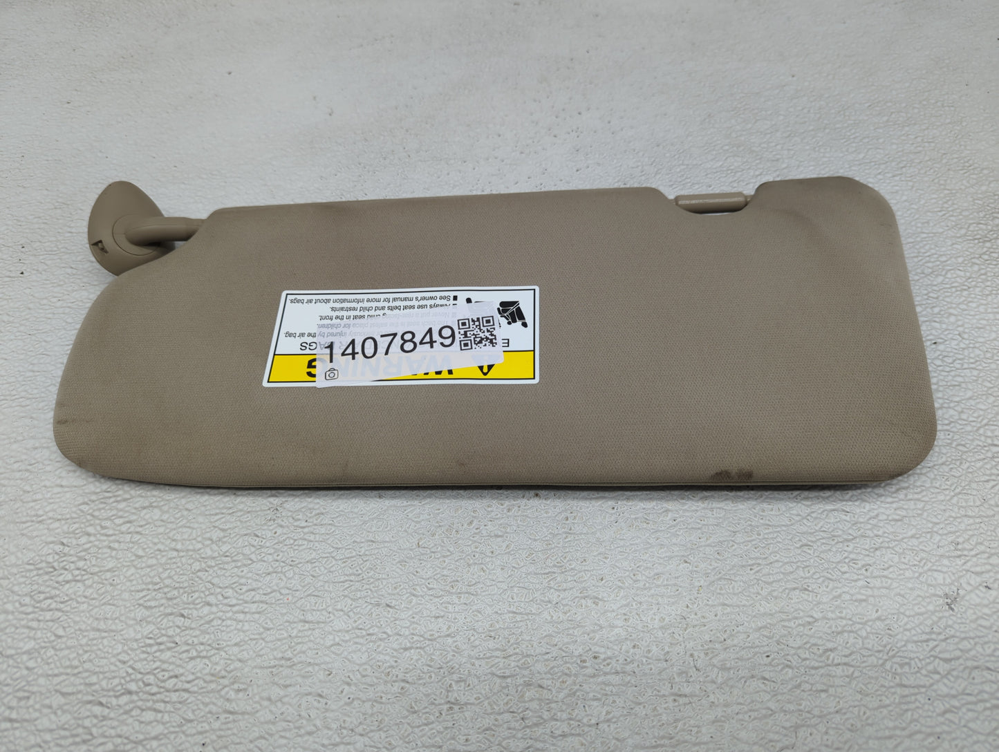 2017-2019 Honda Cr-V Sun Visor Shade Replacement Passenger Right Mirror Fits Fits 2017 2018 2019 OEM Used Auto Parts - Oemus