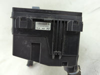 2017-2019 Honda Cr-V Fusebox Fuse Box Panel Relay Module P/N:TLA A01 A0 Fits Fits 2017 2018 2019 OEM Used Auto Parts - Oemus