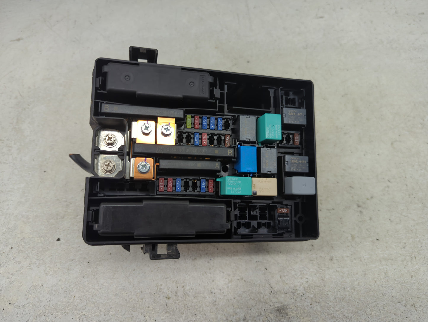 2017-2019 Honda Cr-V Fusebox Fuse Box Panel Relay Module Fits Fits 2017 2018 2019 OEM Used Auto Parts - Oemusedautoparts1.co