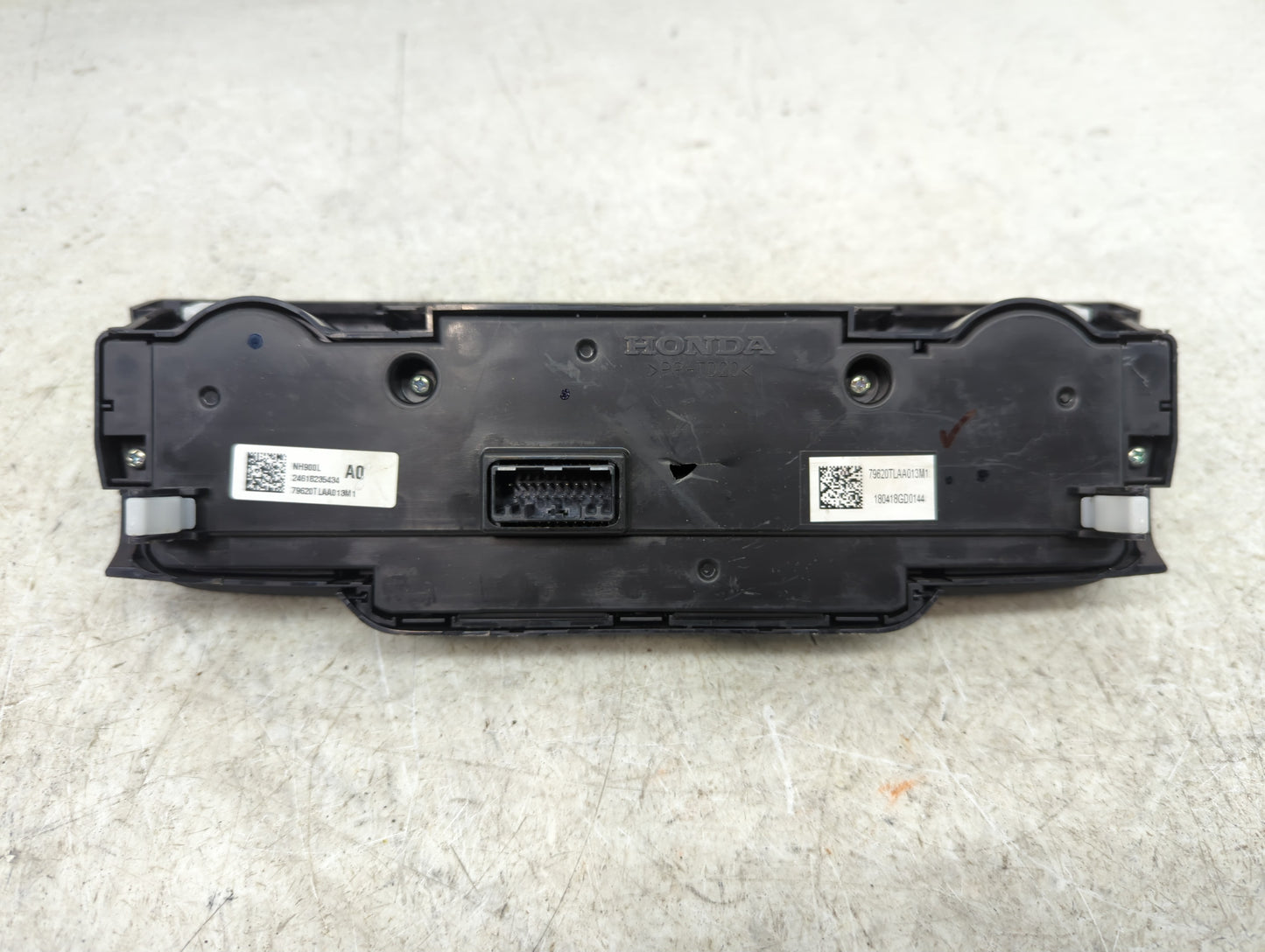 2017-2021 Honda Cr-V Climate Control Module Temperature AC/Heater Replacement P/N:79620TLAA013M1 Fits OEM Used Auto Parts - 