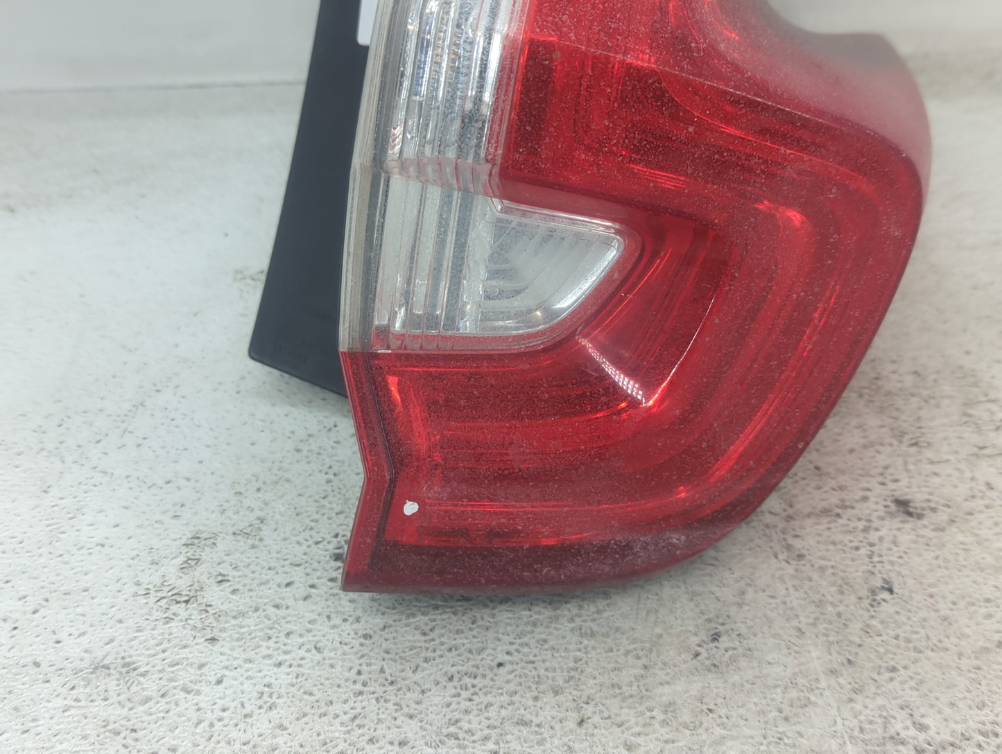 2017-2019 Honda Cr-V Tail Light Assembly Driver Left OEM Fits Fits 2017 2018 2019 OEM Used Auto Parts - Oemusedautoparts1.co