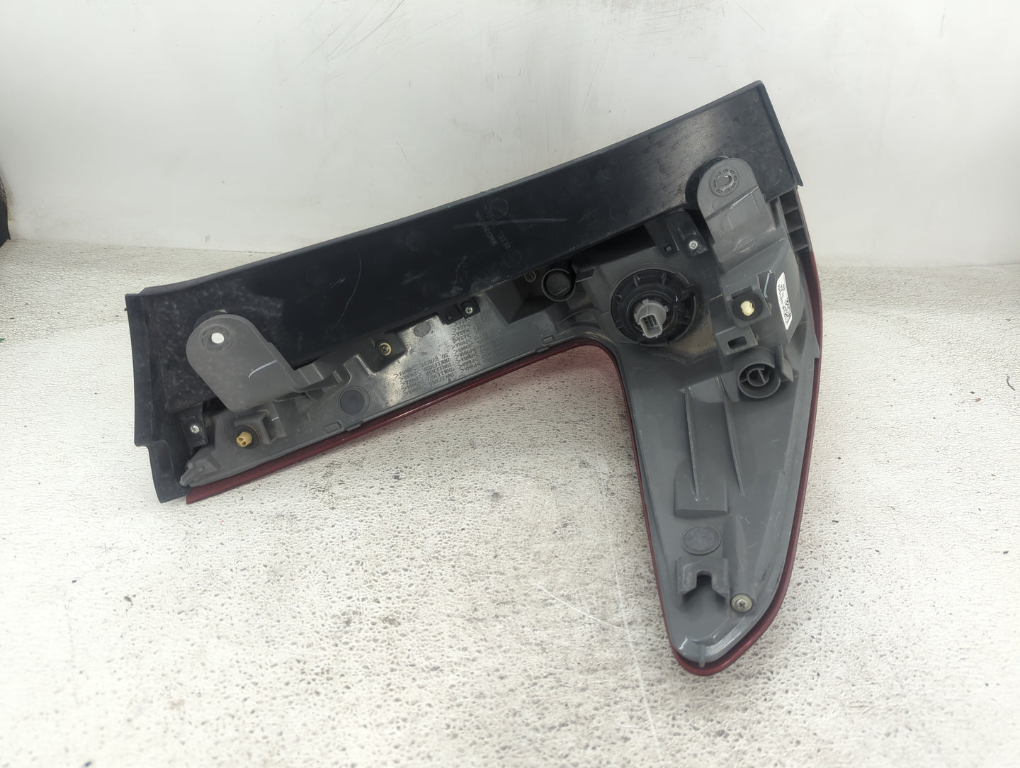 2017-2019 Honda Cr-V Tail Light Assembly Driver Left OEM Fits Fits 2017 2018 2019 OEM Used Auto Parts - Oemusedautoparts1.co