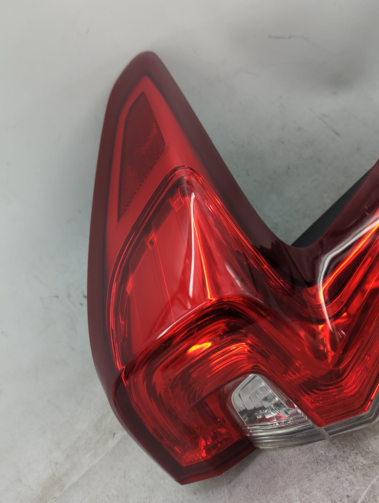2017-2019 Honda Cr-V Tail Light Assembly Driver Left OEM Fits Fits 2017 2018 2019 OEM Used Auto Parts - Oemusedautoparts1.co