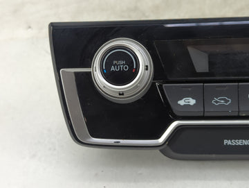 2018 Honda Cr-V Climate Control Module Temperature AC/Heater Replacement P/N:79620TLAA013M1 79620TLAA013M1 Fits OEM Used Auto Parts