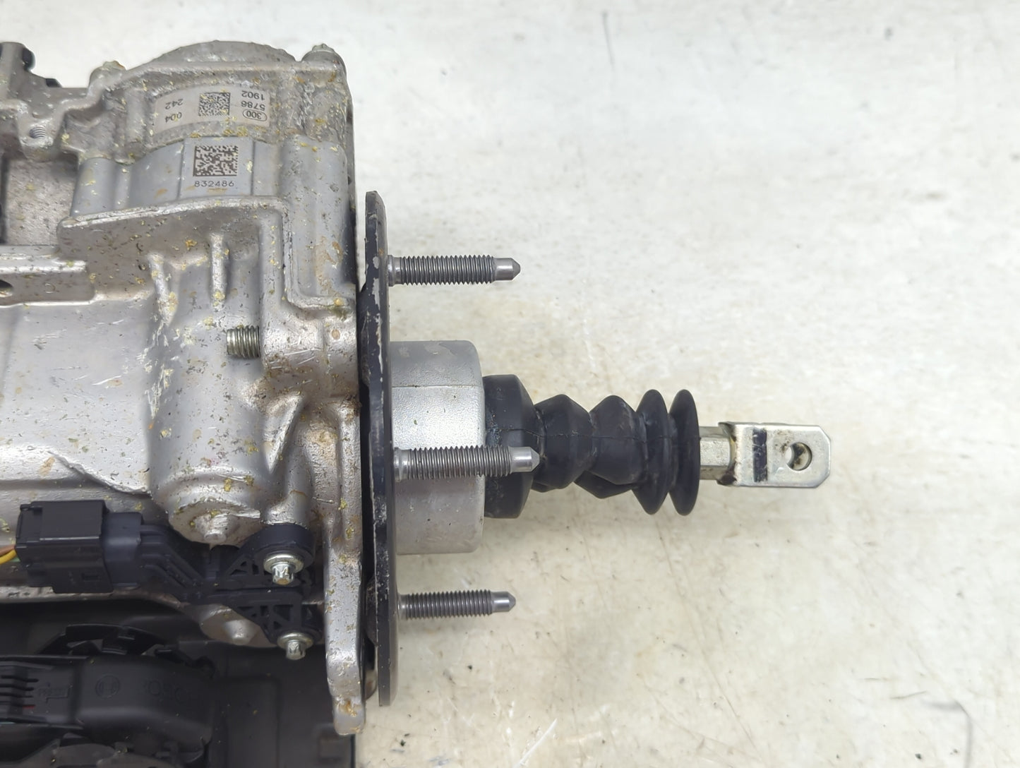 2017-2020 Honda Cr-v Brake Master Cylinder - Oemusedautoparts1.com