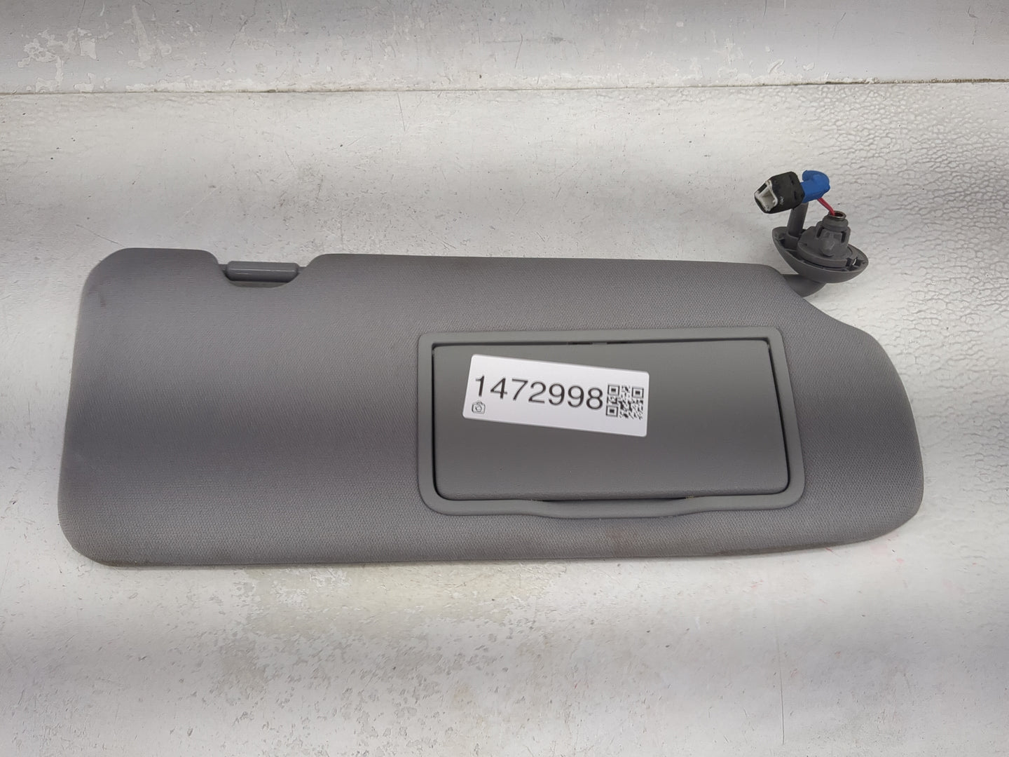 2017-2019 Honda Cr-V Sun Visor Shade Replacement Passenger Right Mirror Fits Fits 2017 2018 2019 OEM Used Auto Parts - Oemus
