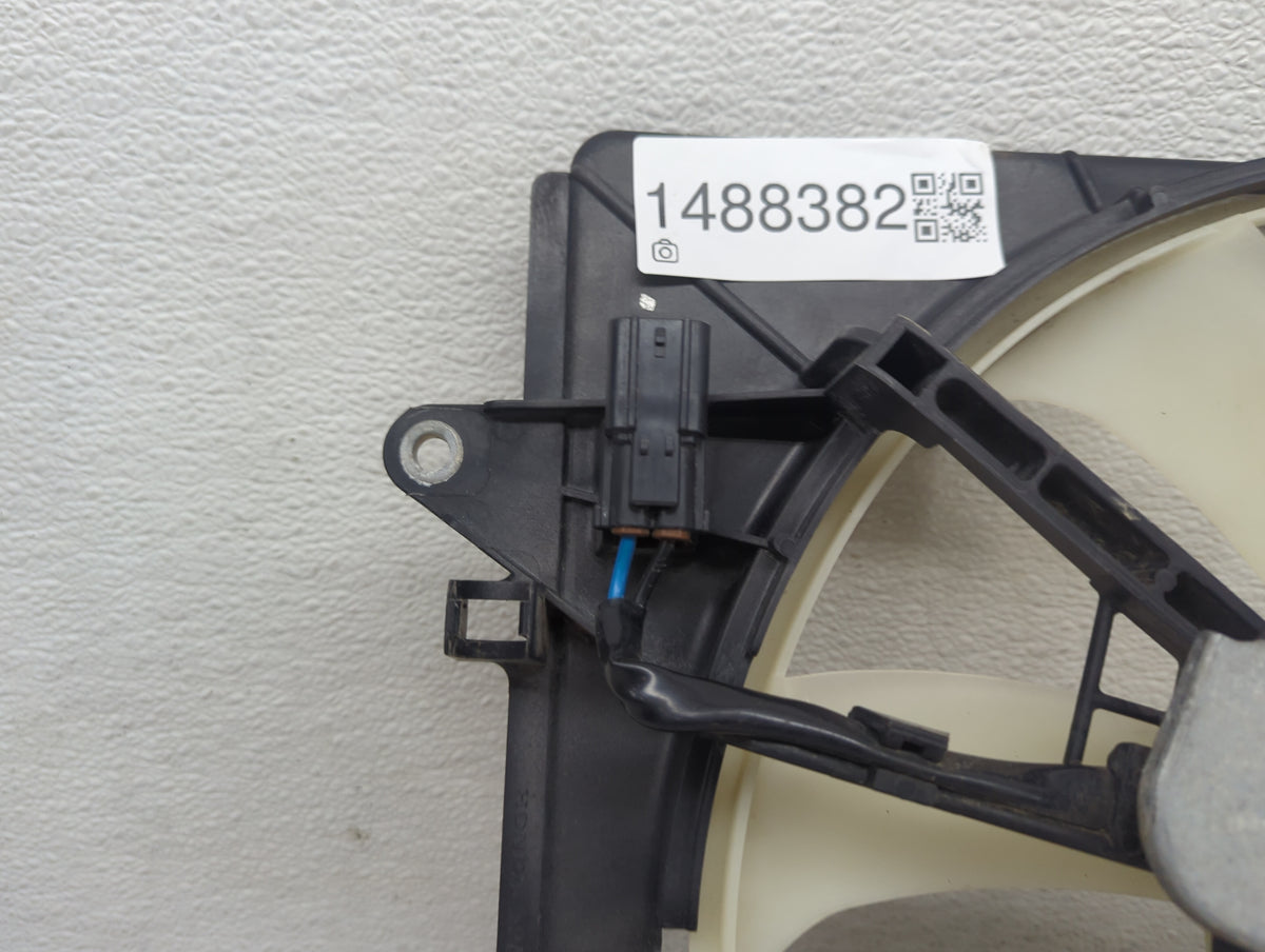 2018 Honda Cr-V Electric Radiator Cooling Fan Motor Assembly P/N:AA027740-6740 Fits OEM Used Auto Parts - Oemusedautoparts1.