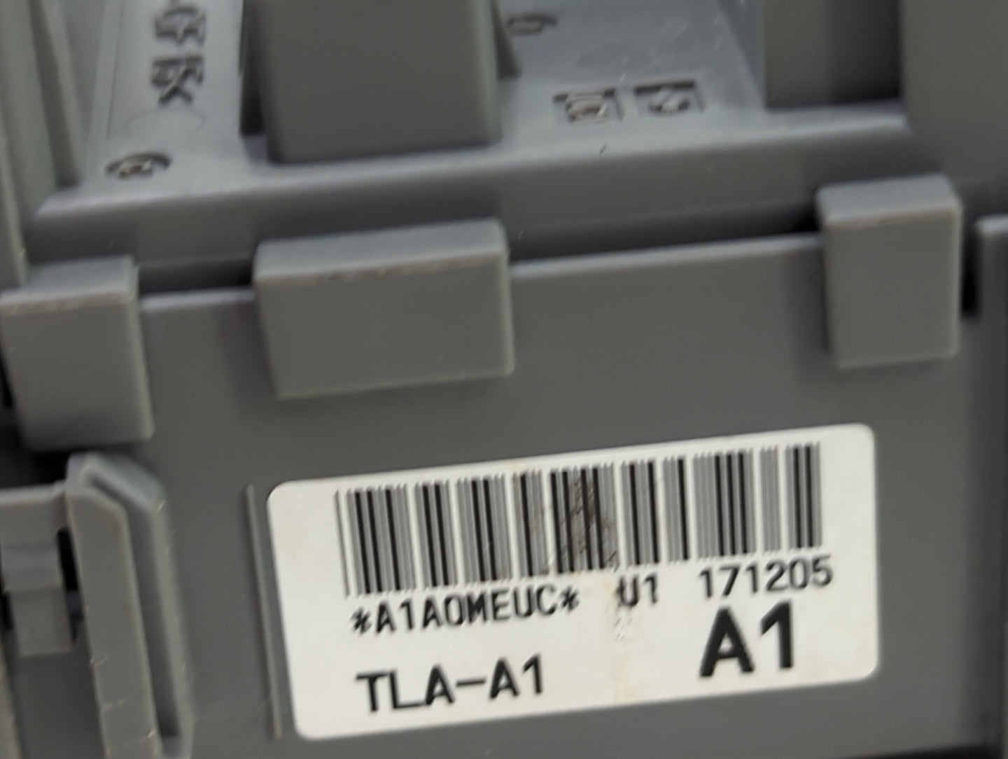 2017-2020 Honda Cr-v Body Control Module Bcm A1a0meuc|tla-a1 - Oemusedautoparts1.com