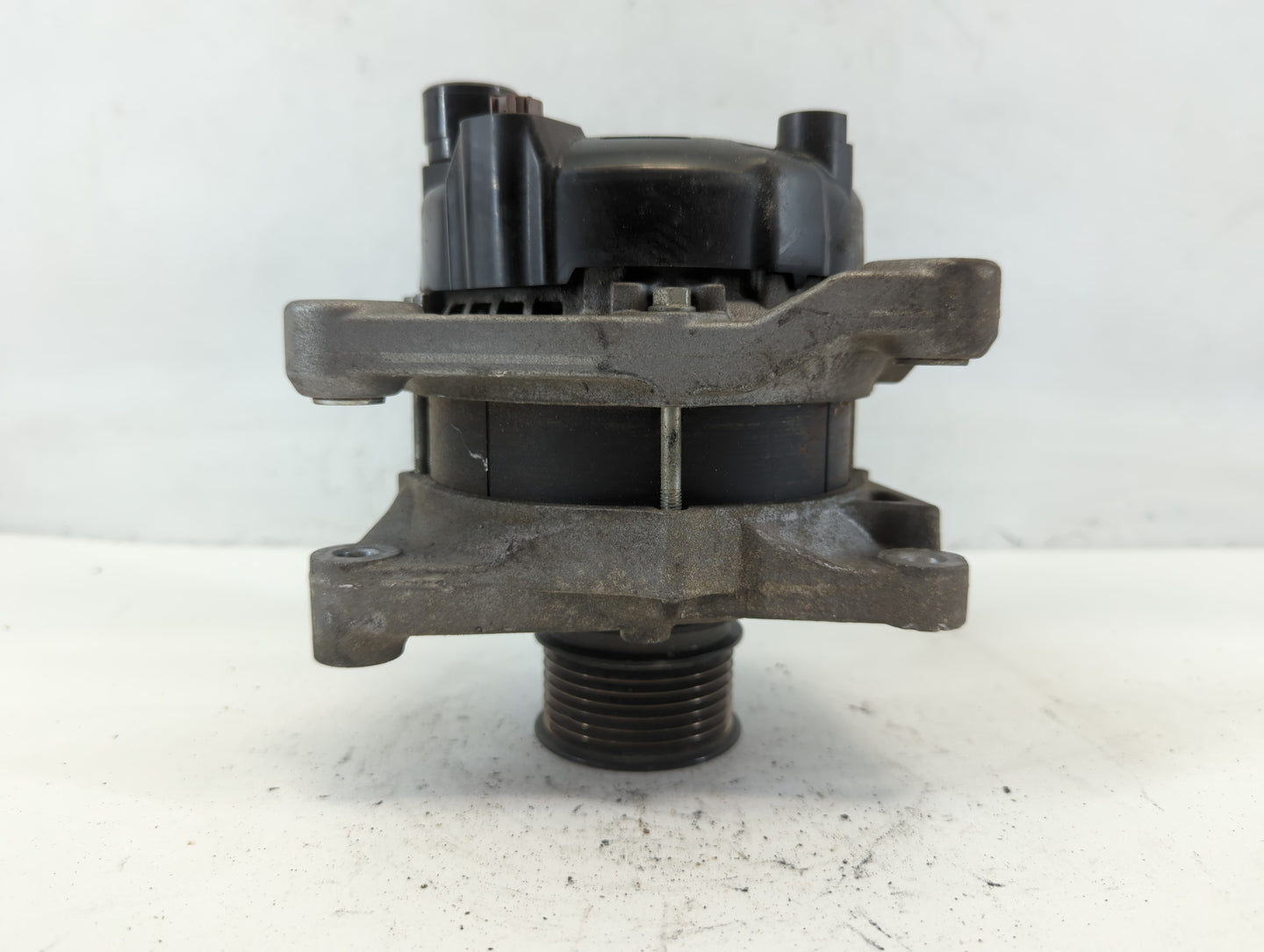 2020-2022 Honda Cr-V Alternator Replacement Generator Charging Assembly Engine OEM P/N:104211-4340 Fits OEM Used Auto Parts 