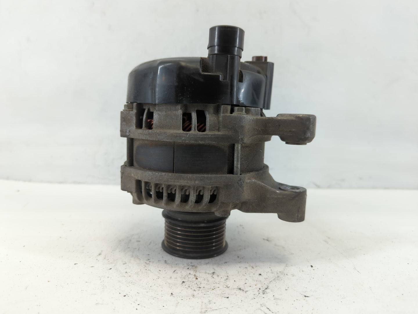 2020-2022 Honda Cr-V Alternator Replacement Generator Charging Assembly Engine OEM P/N:104211-4340 Fits OEM Used Auto Parts 