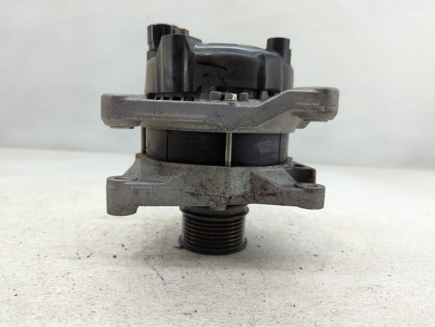 2020-2022 Honda Cr-V Alternator Replacement Generator Charging Assembly Engine OEM P/N:104211-4340 Fits OEM Used Auto Parts 