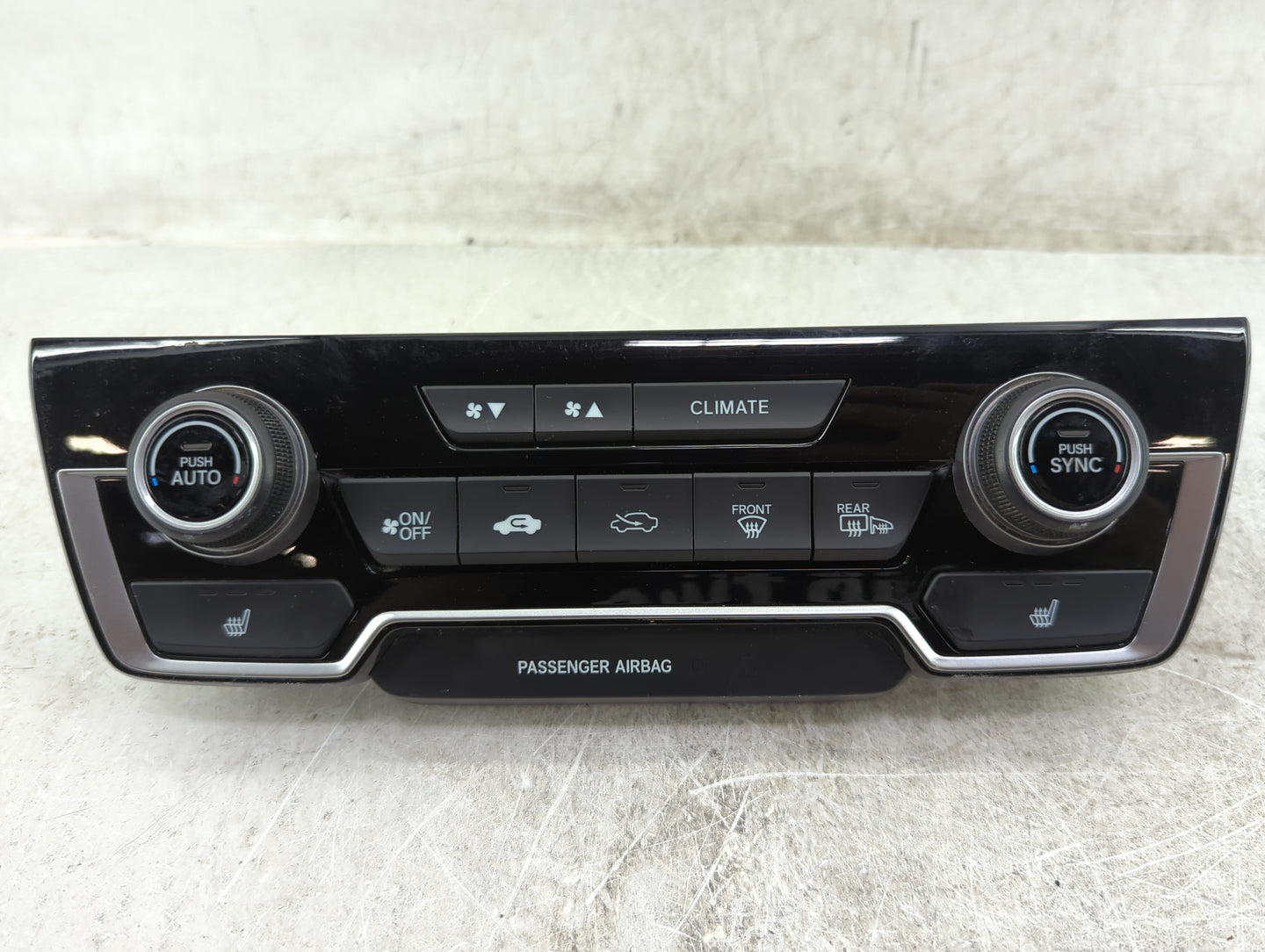 2018 Honda Crv Climate Control Module Temperature AC/Heater Replacement P/N:79620TLAA413M1 31918162632 Fits OEM Used Auto Pa