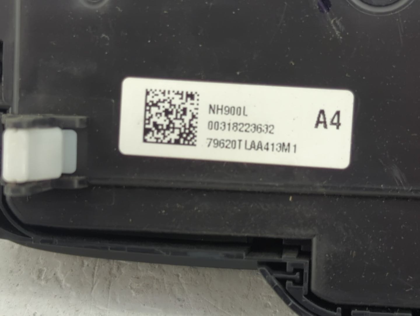 2018 Honda Crv Climate Control Module Temperature AC/Heater Replacement P/N:79620TLAA413M1 Fits OEM Used Auto Parts - Oemuse