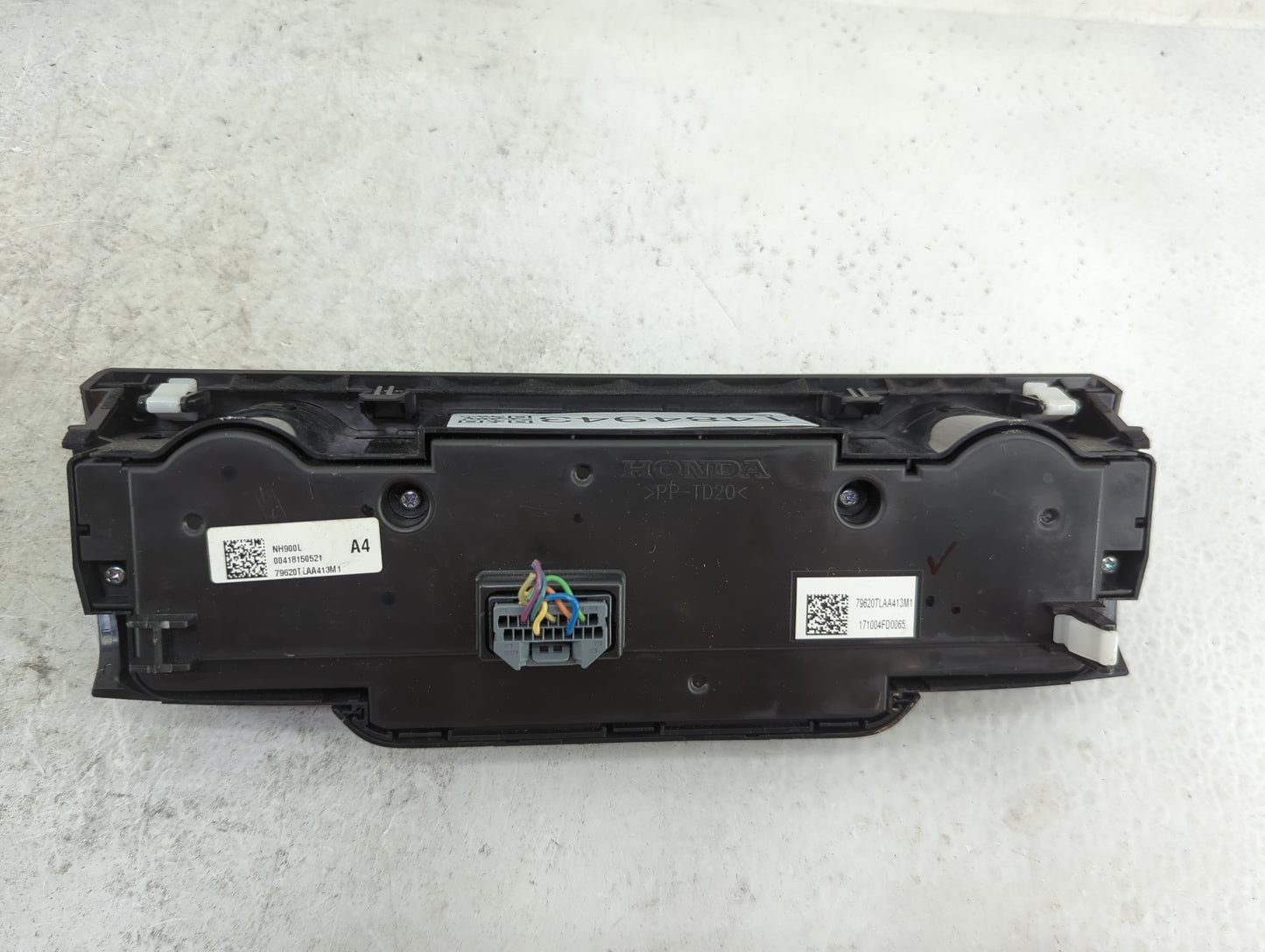 2018 Honda Crv Climate Control Module Temperature AC/Heater Replacement P/N:79620TLAA413M1 79629TLAA413M1 Fits OEM Used Auto