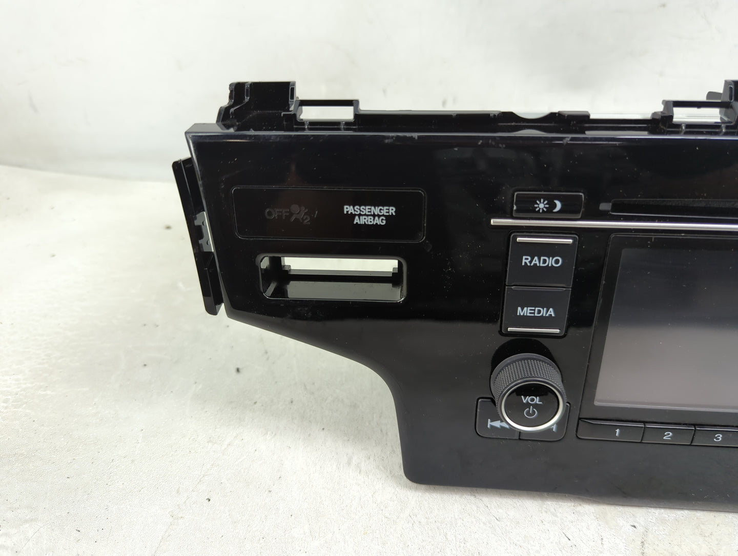2018 Honda Fit Radio AM FM Cd Player Receiver Replacement P/N:39100-T5R-A912-M1 CV-CH36N2JX Fits OEM Used Auto Parts - Oemus