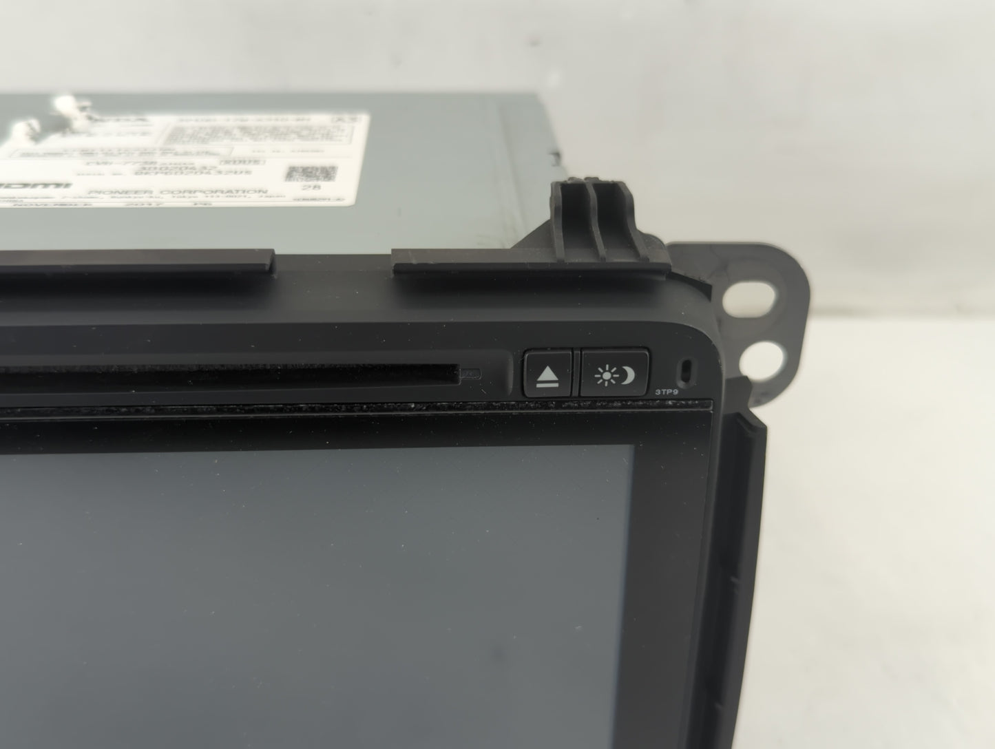 2018 Honda Hr-V Radio AM FM Cd Player Receiver Replacement P/N:39100-T7W-A310-M1 Fits OEM Used Auto Parts - Oemusedautoparts