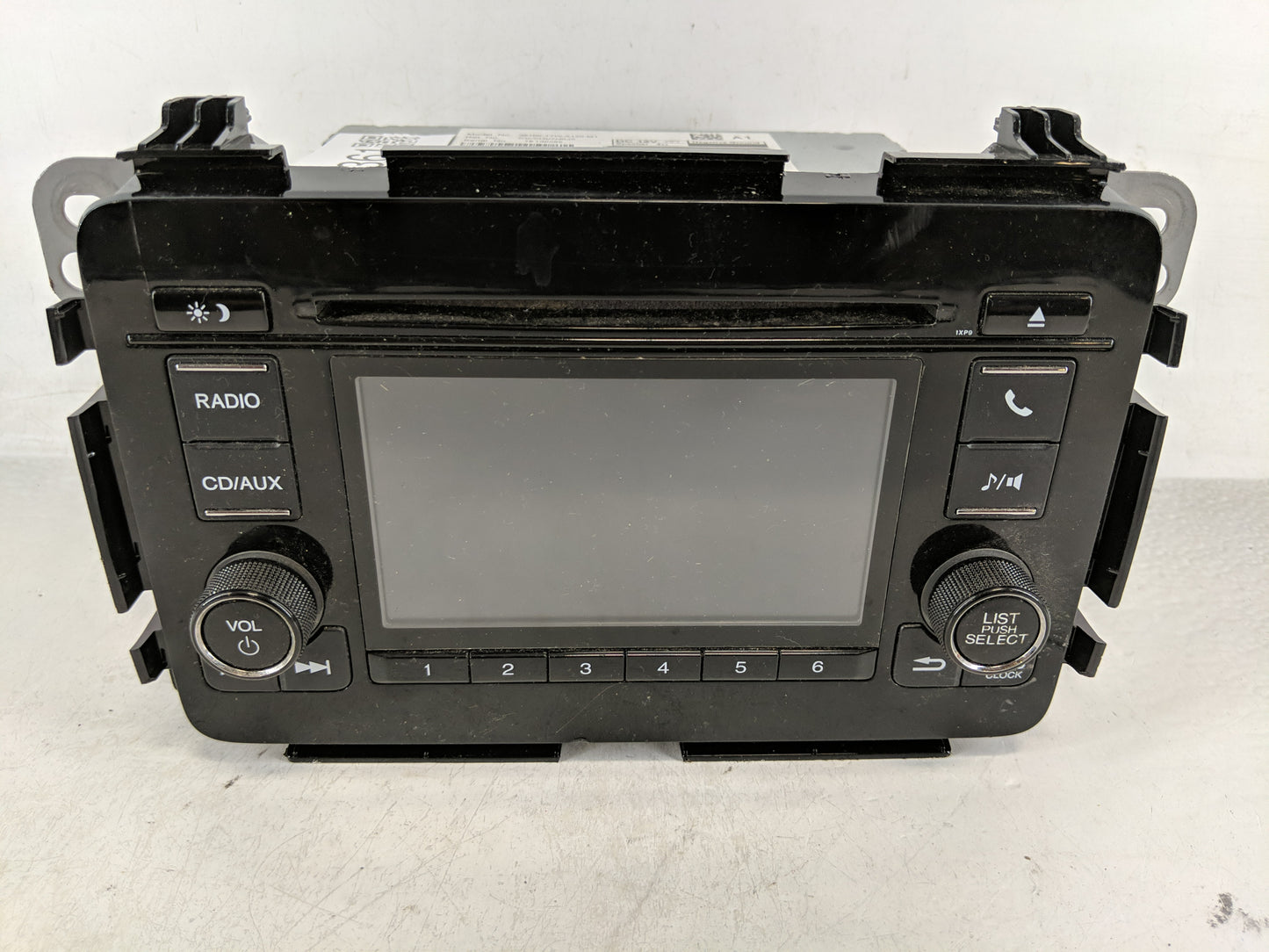 2018 Honda Hr-V Radio AM FM Cd Player Receiver Replacement P/N:39100-T7W-A120-M1 Fits OEM Used Auto Parts - Oemusedautoparts