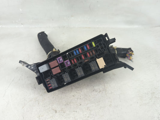 2016-2018 Honda Hr-V Fusebox Fuse Box Panel Relay Module Fits Fits 2016 2017 2018 OEM Used Auto Parts