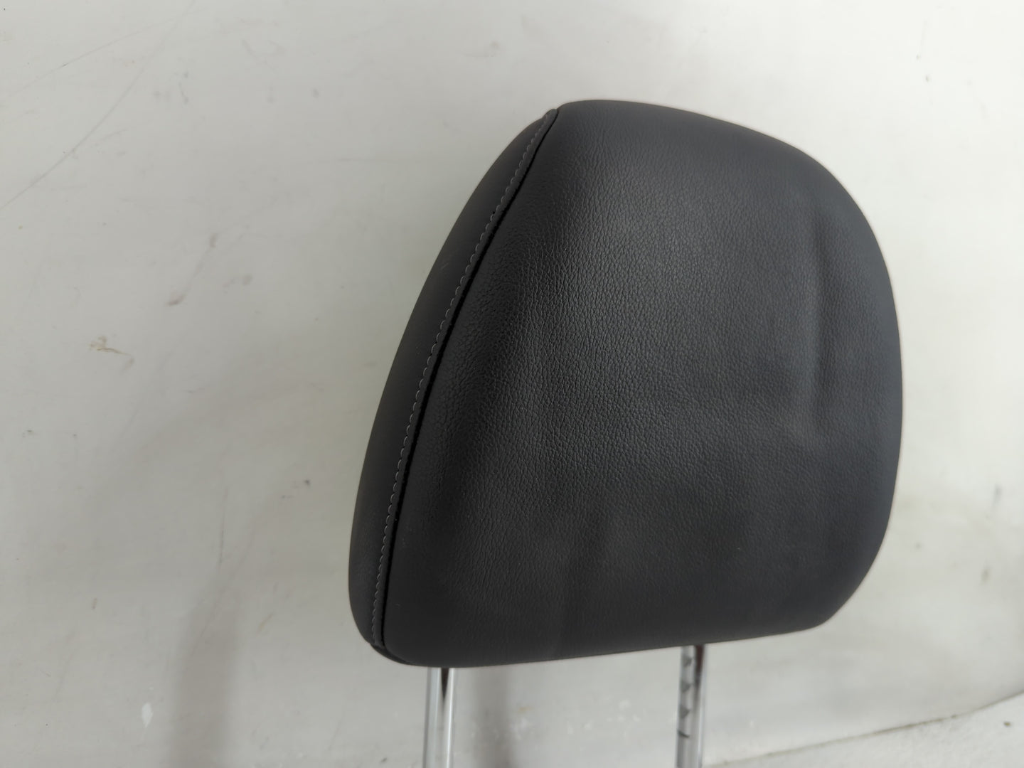 2018 Honda Hr-V Headrest Head Rest Front Driver Passenger Seat Fits OEM Used Auto Parts - Oemusedautoparts1.com