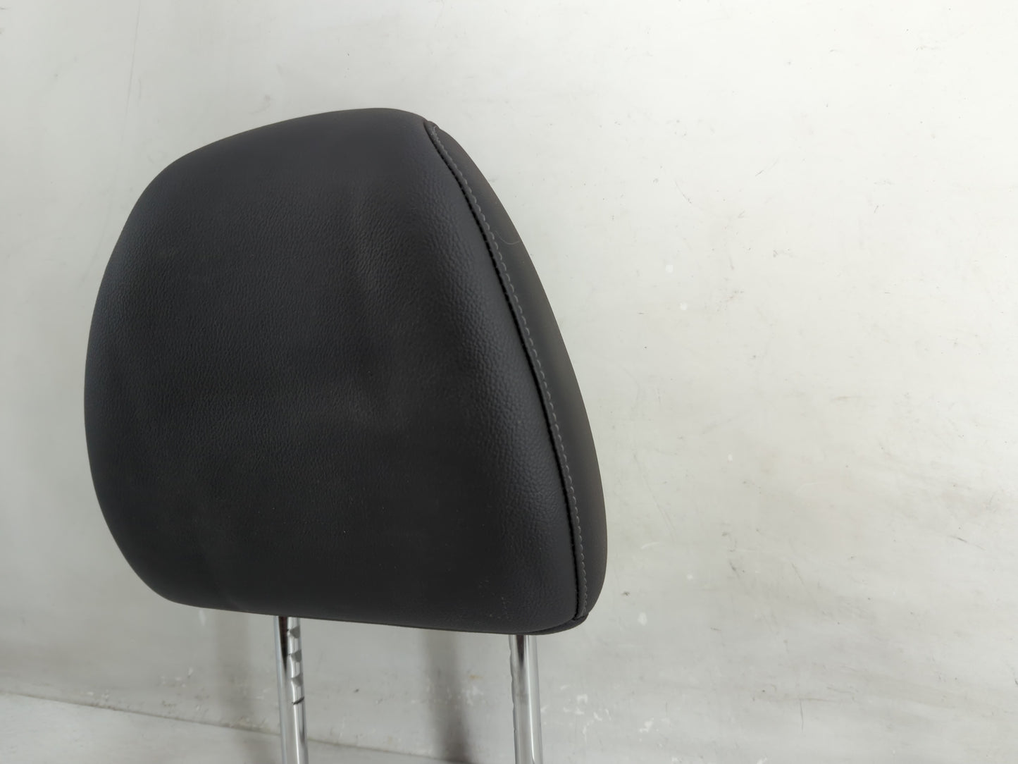 2018 Honda Hr-V Headrest Head Rest Front Driver Passenger Seat Fits OEM Used Auto Parts - Oemusedautoparts1.com