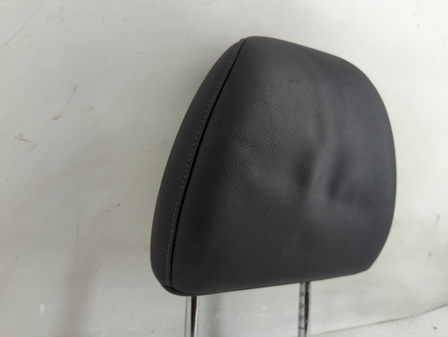 2018 Honda Hr-V Headrest Head Rest Rear Seat Fits OEM Used Auto Parts - Oemusedautoparts1.com