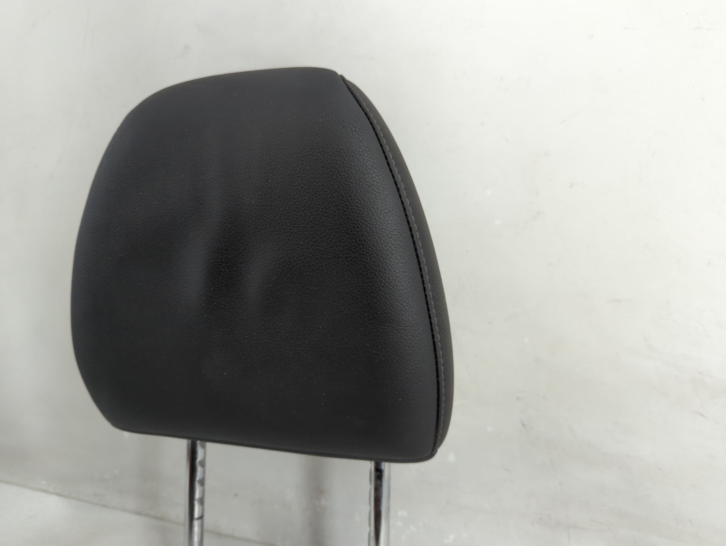 2018 Honda Hr-V Headrest Head Rest Rear Seat Fits OEM Used Auto Parts - Oemusedautoparts1.com