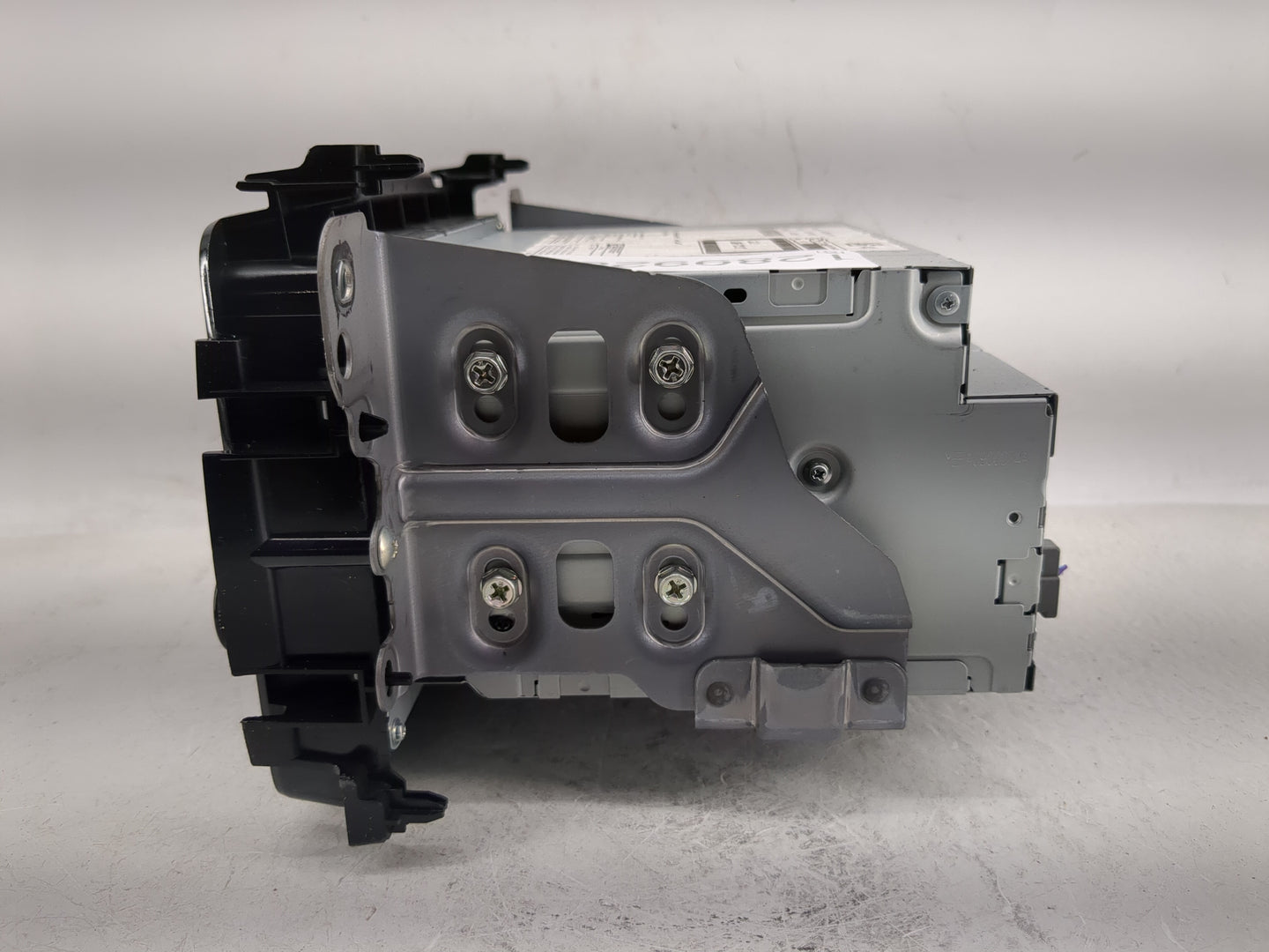 2018 Honda Hr-V Radio AM FM Cd Player Receiver Replacement P/N:39100-T7W-A120-M1 Fits OEM Used Auto Parts - Oemusedautoparts