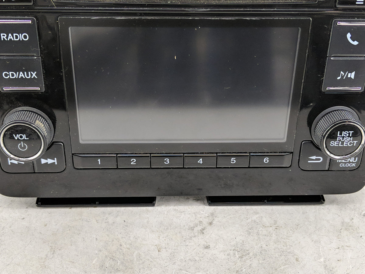 2018 Honda Hr-V Radio AM FM Cd Player Receiver Replacement P/N:39100-T7W-A11 OEM Used Auto Parts - Oemusedautoparts1.com