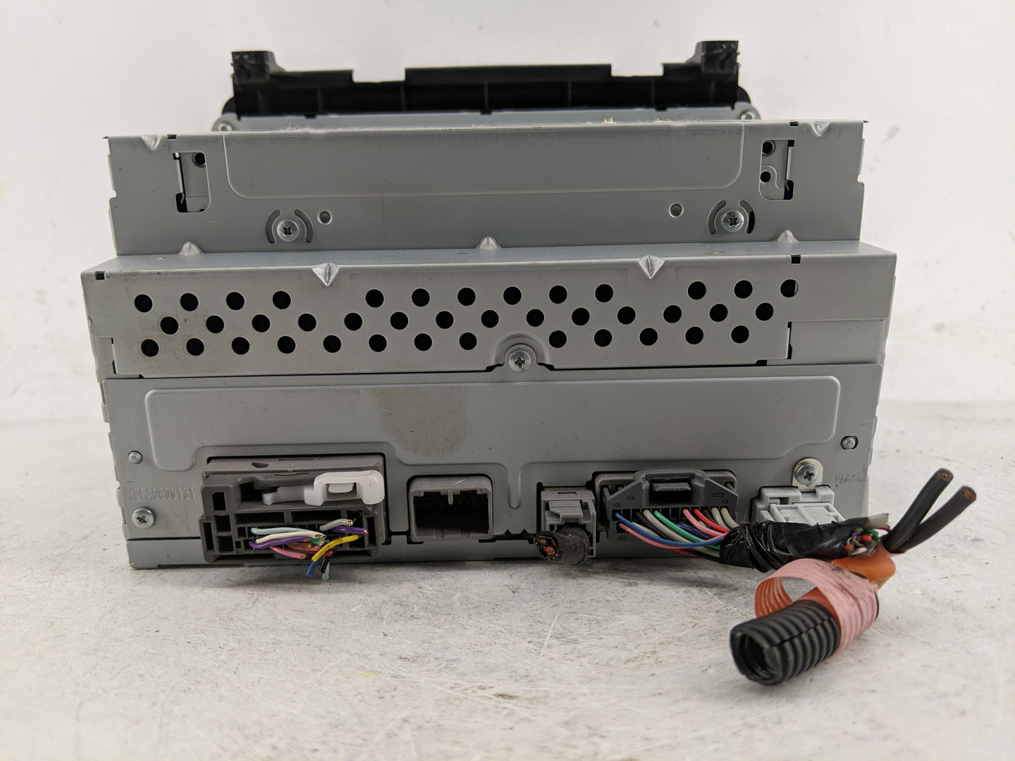 2018 Honda Hr-V Radio AM FM Cd Player Receiver Replacement P/N:39100-T7W-A11 Fits OEM Used Auto Parts - Oemusedautoparts1.co