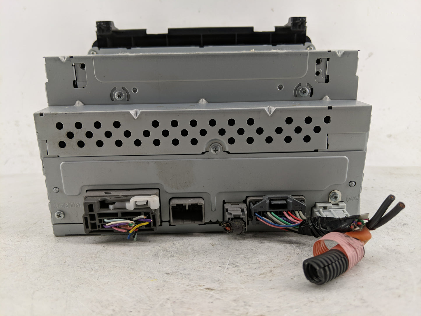 2018 Honda Hr-V Radio AM FM Cd Player Receiver Replacement P/N:39100-T7W-A11 Fits OEM Used Auto Parts - Oemusedautoparts1.co