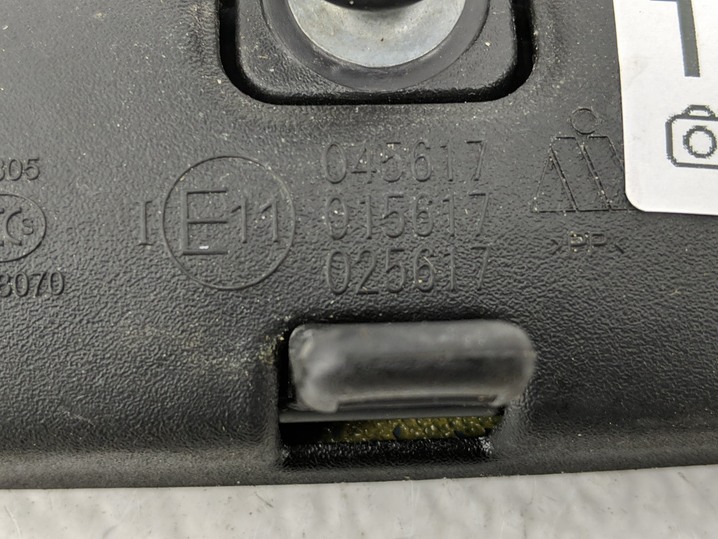2016-2022 Honda Hr-V Interior Rear View Mirror Replacement OEM P/N:E1025617 E1015617 Fits OEM Used Auto Parts - Oemusedautop