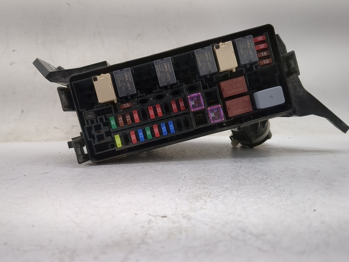 2016-2018 Honda Hr-V Fusebox Fuse Box Panel Relay Module Fits Fits 2016 2017 2018 OEM Used Auto Parts - Oemusedautoparts1.co