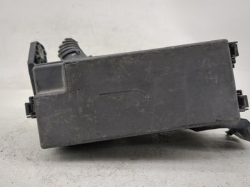 2016-2018 Honda Hr-V Fusebox Fuse Box Panel Relay Module P/N:32120-T7SA31 Fits Fits 2016 2017 2018 OEM Used Auto Parts - Oem