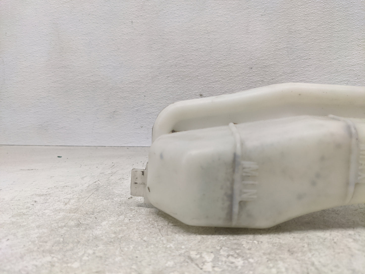 2016-2022 Honda Hr-v Radiator Coolant Overflow Expansion Tank Bottle - Oemusedautoparts1.com