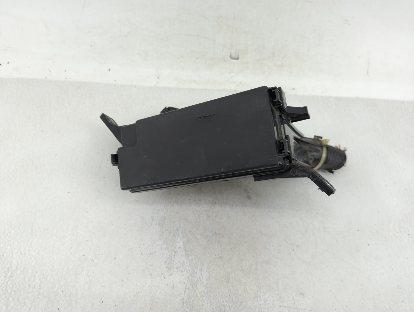 2016-2018 Honda Hr-V Fusebox Fuse Box Panel Relay Module Fits Fits 2016 2017 2018 OEM Used Auto Parts - Oemusedautoparts1.co