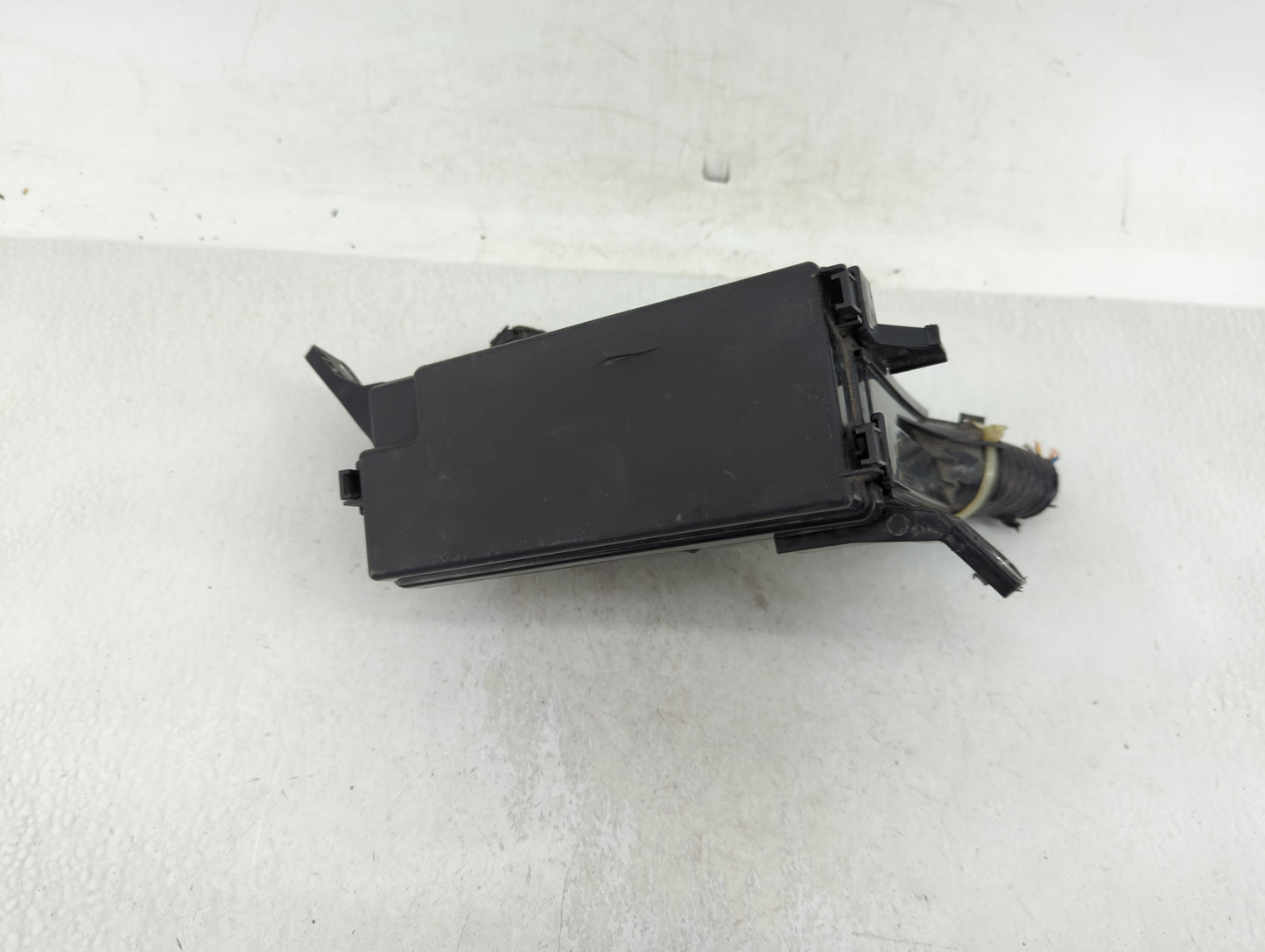 2016-2018 Honda Hr-V Fusebox Fuse Box Panel Relay Module Fits Fits 2016 2017 2018 OEM Used Auto Parts - Oemusedautoparts1.co