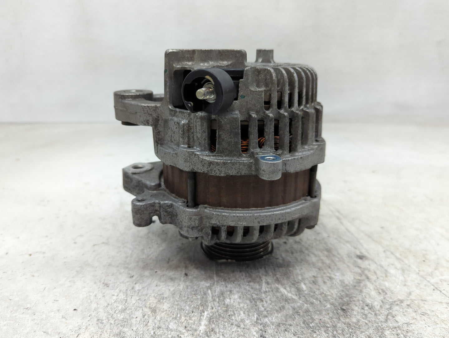 2016-2018 Honda Hr-V Alternator Replacement Generator Charging Assembly Engine OEM P/N:A5TJ0191AC Fits OEM Used Auto Parts -