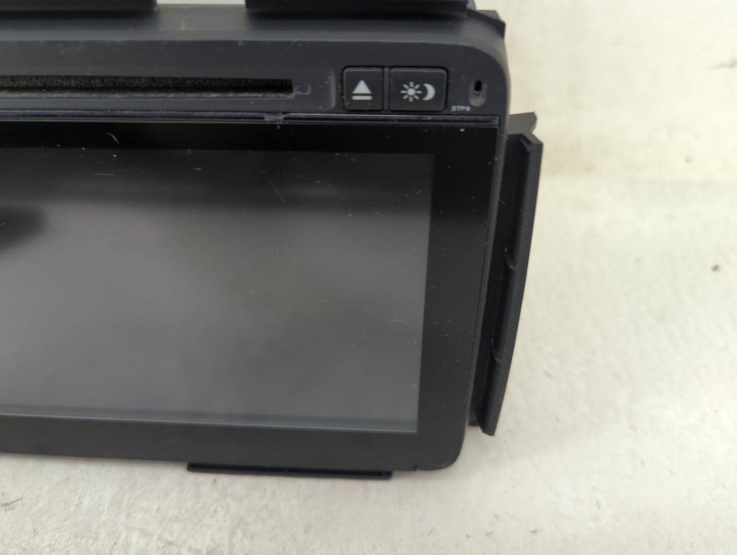 2018 Honda Hr-V Radio AM FM Cd Player Receiver Replacement P/N:39100-T7W-A310-M1 Fits OEM Used Auto Parts - Oemusedautoparts