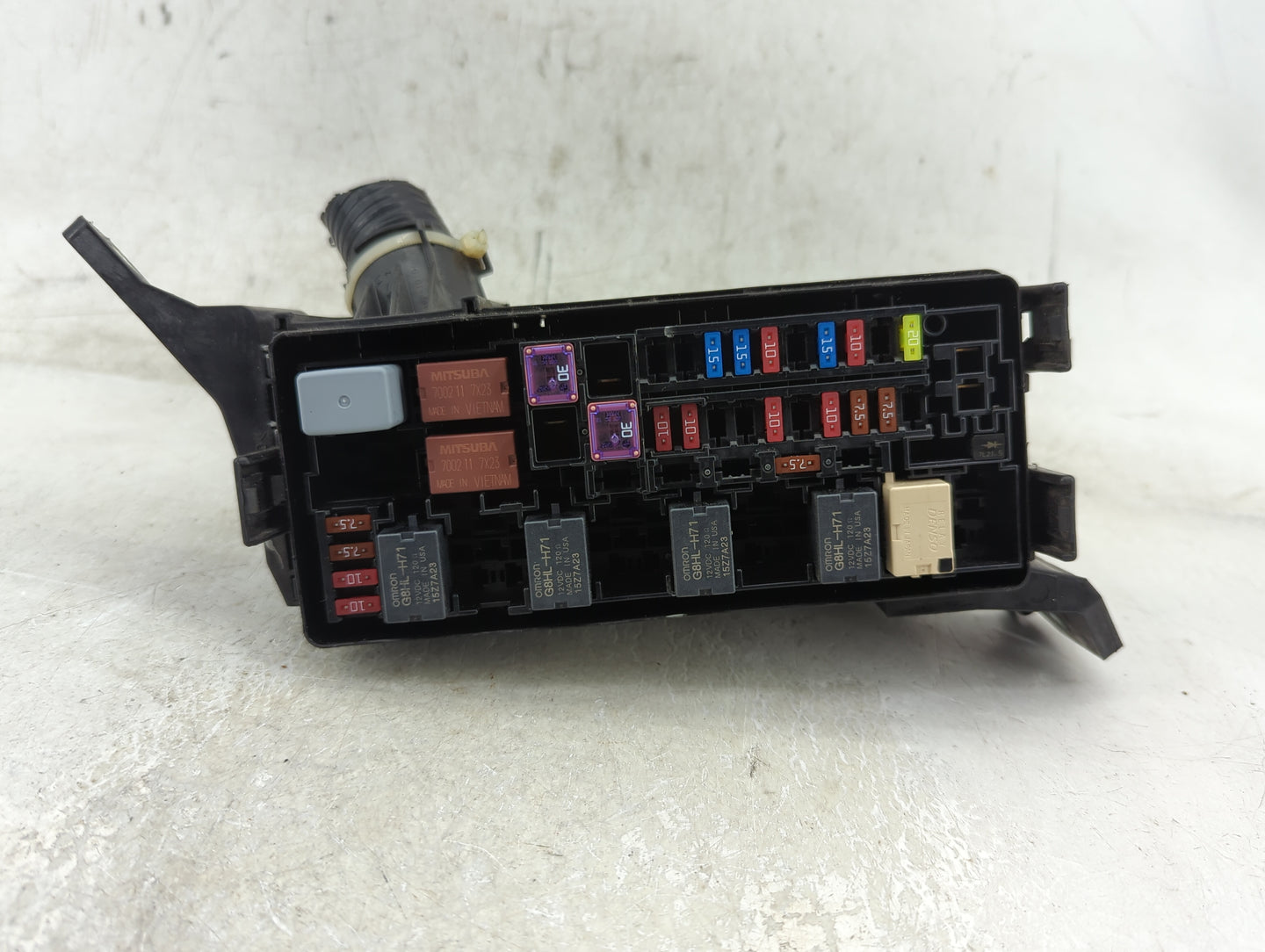 2016-2018 Honda Hr-V Fusebox Fuse Box Panel Relay Module Fits Fits 2016 2017 2018 OEM Used Auto Parts - Oemusedautoparts1.co