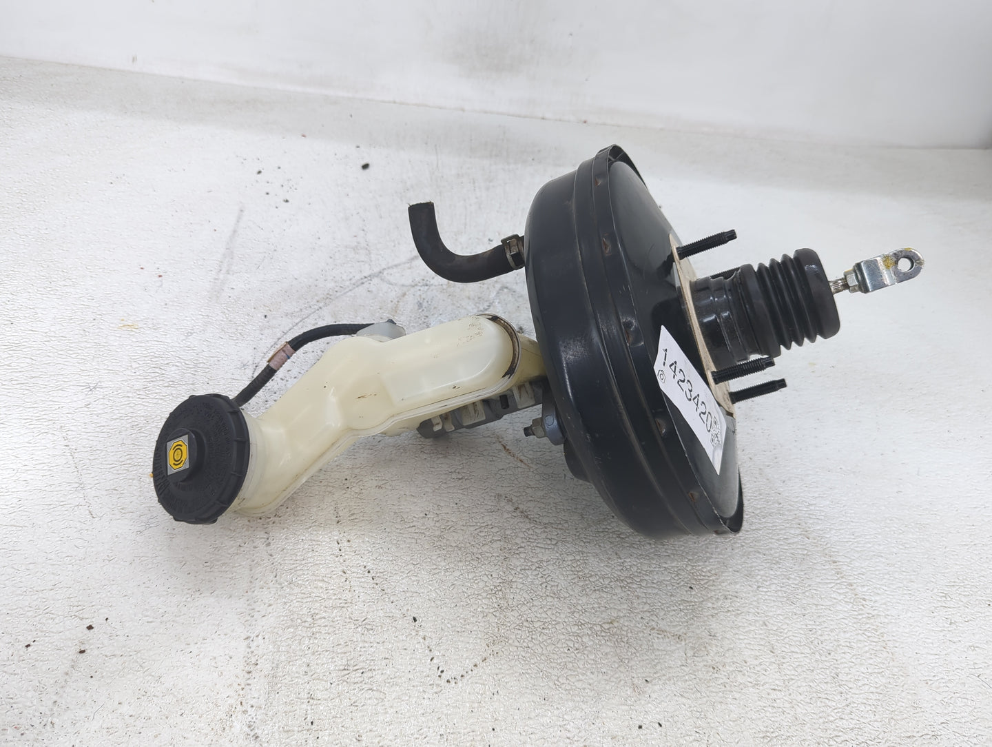 2018 Honda Hr-v Power Brake Booster Oem - Oemusedautoparts1.com